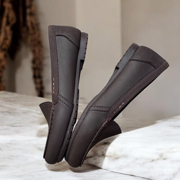 Crocs NWOB Marin ColorLite Loafers Women's Size 6.5 Mahogany Brown Slip On - Picture 10 of 11